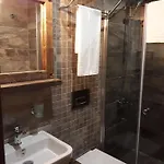 Hotel The 3*