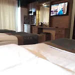 The Hotel 3*