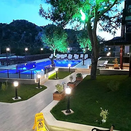 The Hotel 3*